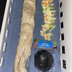 Fun three-piece bundle